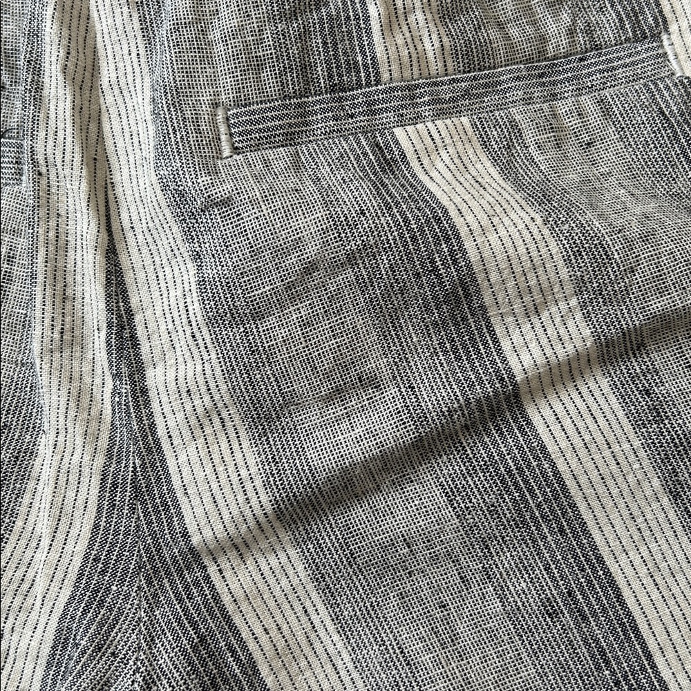 LOFT Striped Tie Belt Shorts - Gray & White - Picture 6 of 6